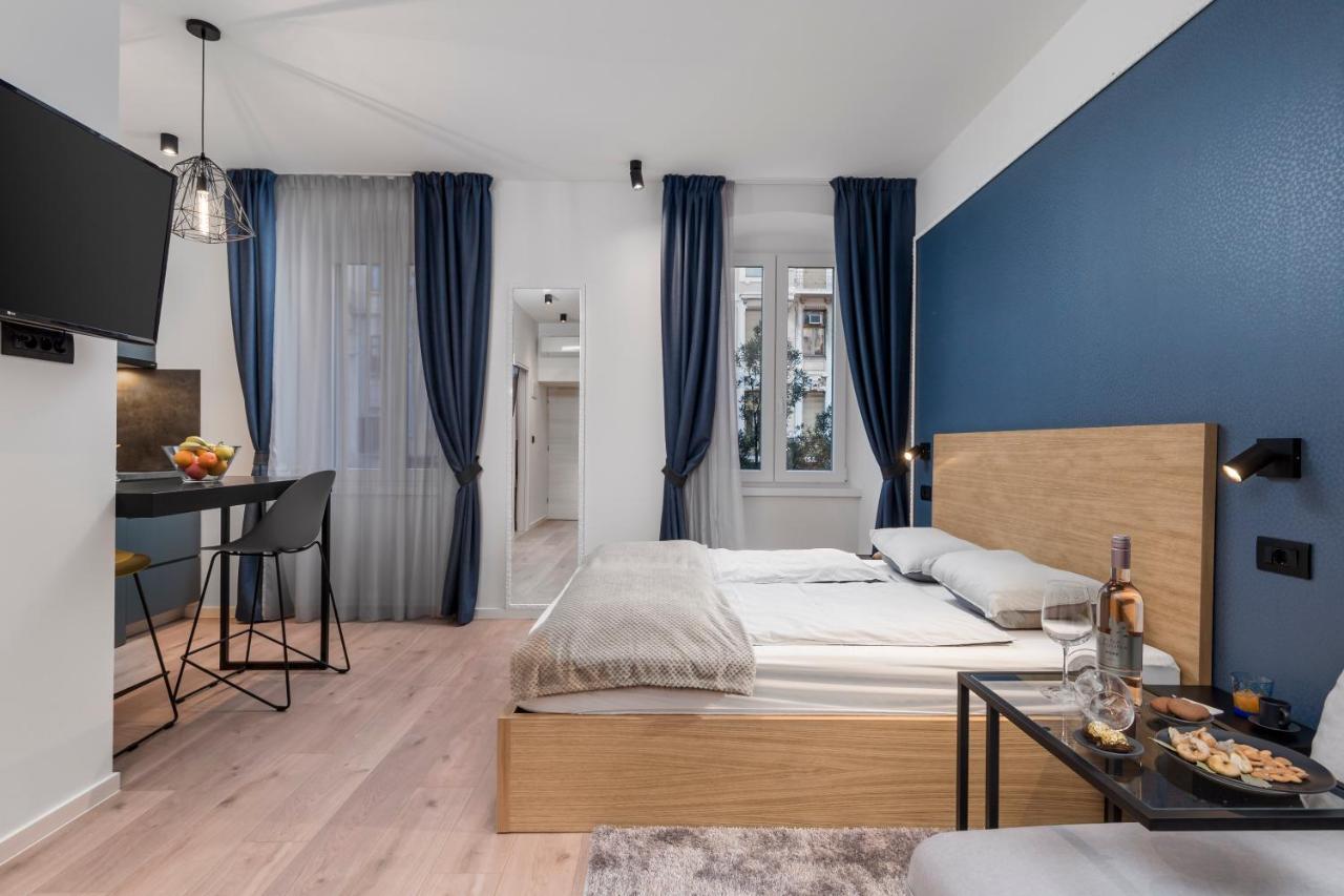 Deluxe Apartments "In The Center" Rijeka Exterior foto